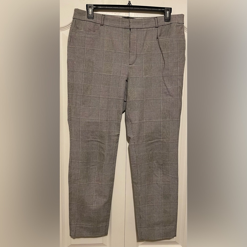 Banana Republic Sloan Curvy Fit Black & White Plaid Size 14 Cropped Pants